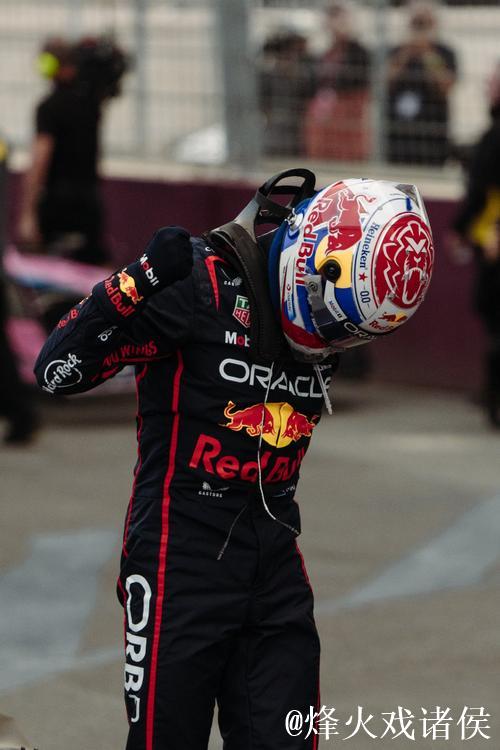 F1卡塔尔站：维斯塔潘摘冠 车手冠军归属未定